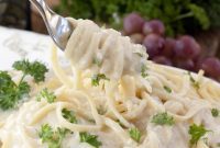 Tangy Creamy Greek Yogurt Alfredo