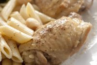Homestyle Chicken in Savory Garlic Gravy