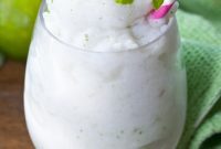 Arctic Coconut Mojito