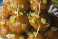 Dynamite Chicken Meatballs