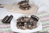 Decadent Oreo Cheesecake Cookies