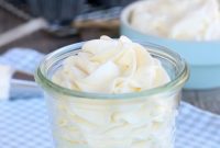 Irresistibly Creamy Buttercream Frosting