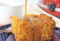 Easy Spiced Slow Cooker Pumpkin Bread Pudding