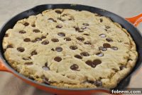 Warm Skillet Dark Chocolate Dream
