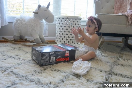 Huggies No Baby Unhugged Program and ShopRite collaborate to donate diapers, empowering families with essential baby care items.