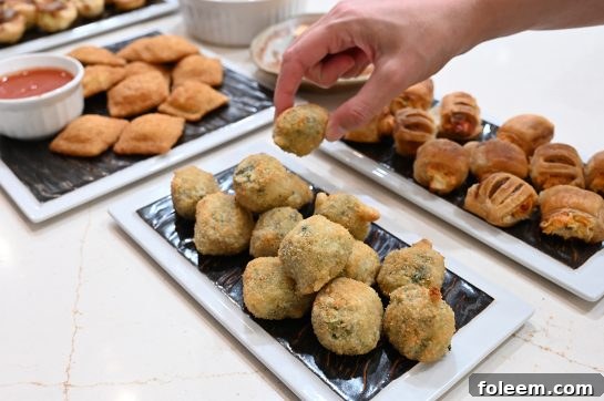 Tips for Holiday Entertaining with BJ's. Don't let holiday entertaining stress you out. I'm sharing a few easy tricks to help you feed and accommodate a big OR small crowd!