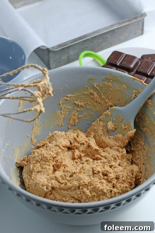 It's going to be difficult to avoid eating this delicious batter for our eggs before they're finished, it's so tempting!