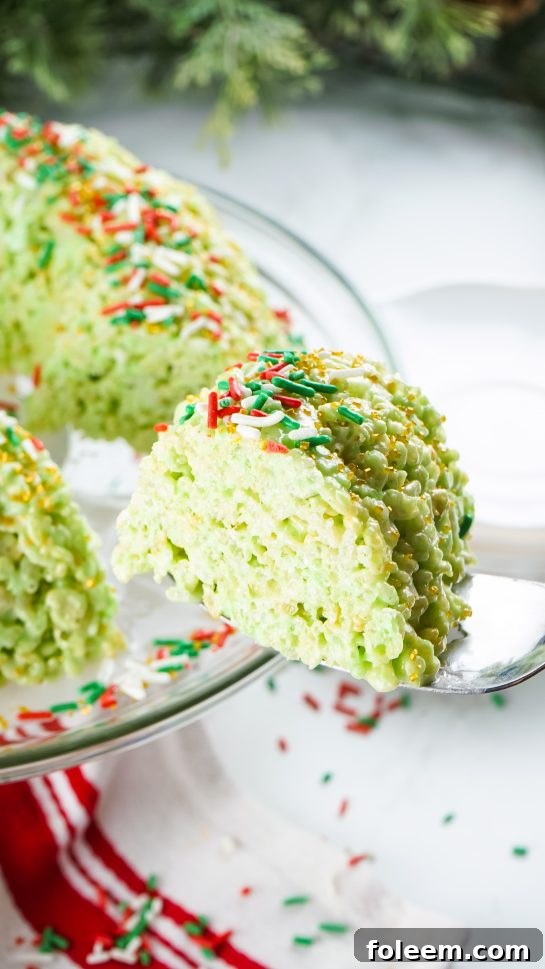 Simple and delicious Rice Krispies Treats Wreath Cake for the holidays