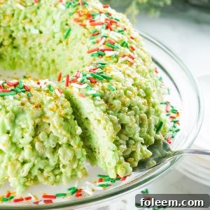 Easy Rice Krispies Treats Wreath Cake recipe for Christmas dessert