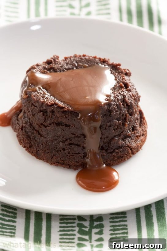Guinness beer pudding cakes recipe, individual dark chocolate cakes with a caramel drizzle.