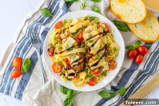 Bruschetta Chicken Pasta recipe with a simple but flavorful bruschetta, seasoned chicken, and balsamic glaze that brings the whole dish together. Easy spring or summer dinner recipe!