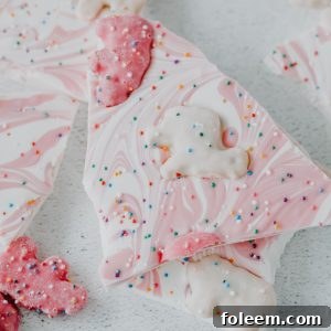 No-Bake Circus Cookie Bark recipe, a delightful and colorful dessert perfect for any occasion.