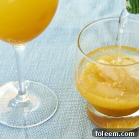 A Peach Cocktail and a Mocktail for Mixed Company