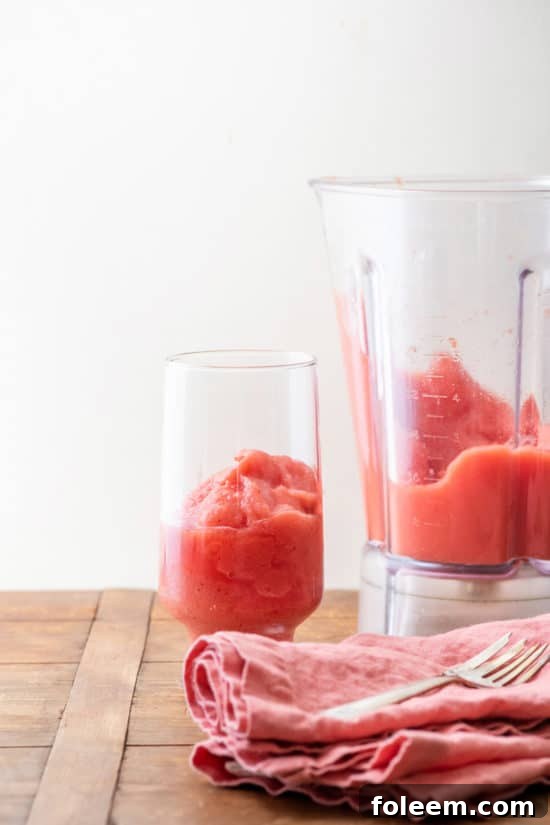 Watermelon Strawberry Smoothie / Photo by Cheyenne Cohen / Katie Workman / themom100.com