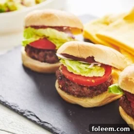 Chipotle beef burgers