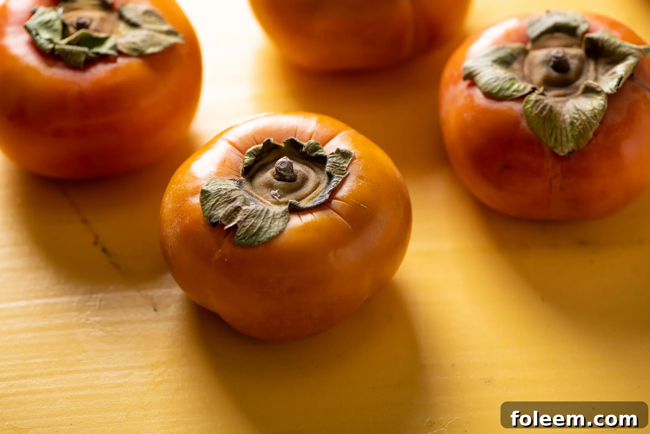 What Do Fuyu Persimmons Look Like?