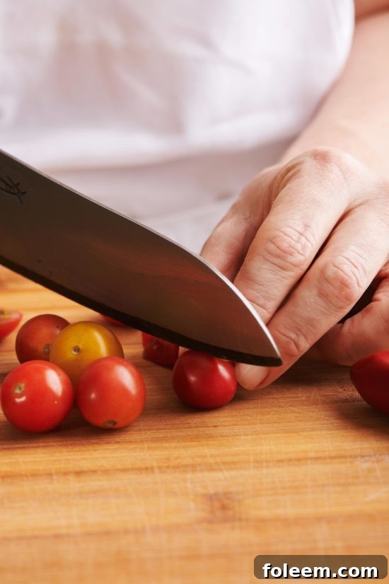 Slicing cherry tomatoes