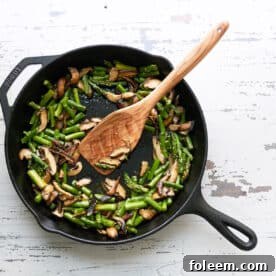 Sesame Asparagus and Shiitake Mushroom Stir-Fry